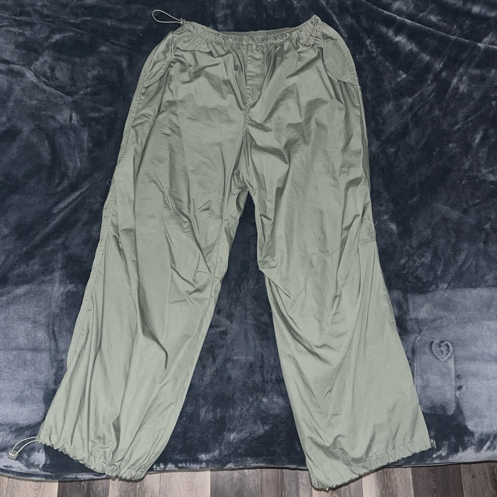 Faded Rose 🌹 Women’s Flare Adjustable Waist & Bottom Olive GreenCargo Pants 💗✨